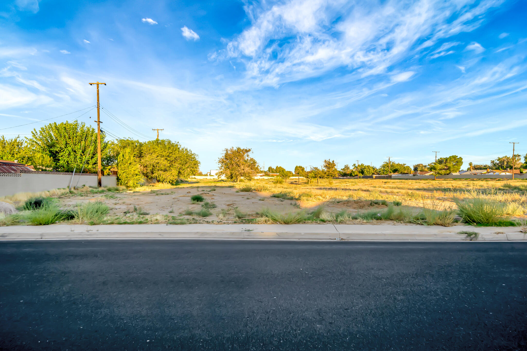 Lancaster, California 93535, United States, ,Land,Active,70682
