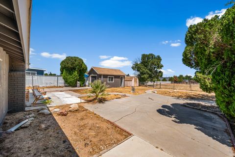 A home in Quartz Hill