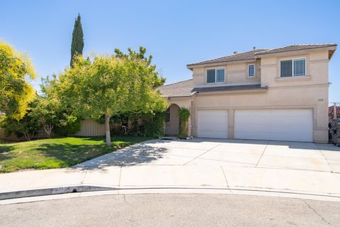 Single Family Residence in Lancaster CA 44218 Artesia Mill Court.jpg