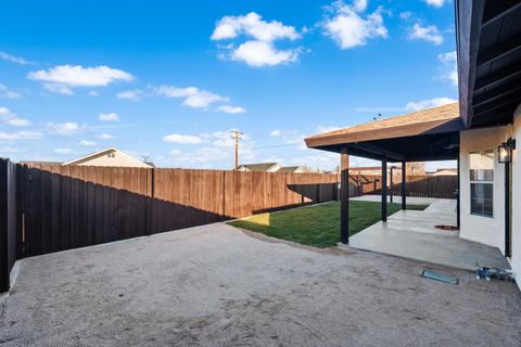 A home in California City