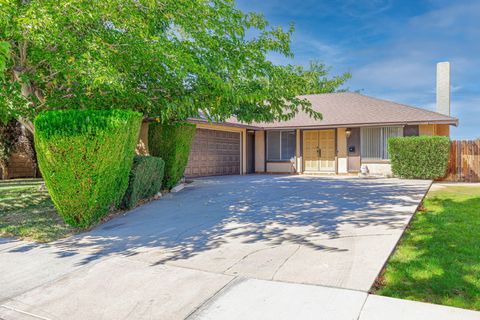 A home in Palmdale