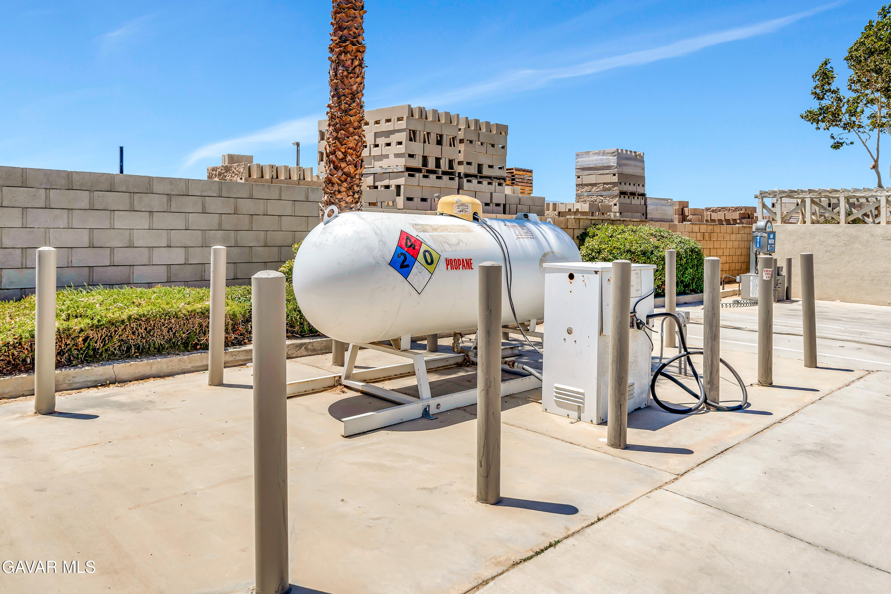 Lancaster, California 93534, United States, ,Commercial,Active,185924