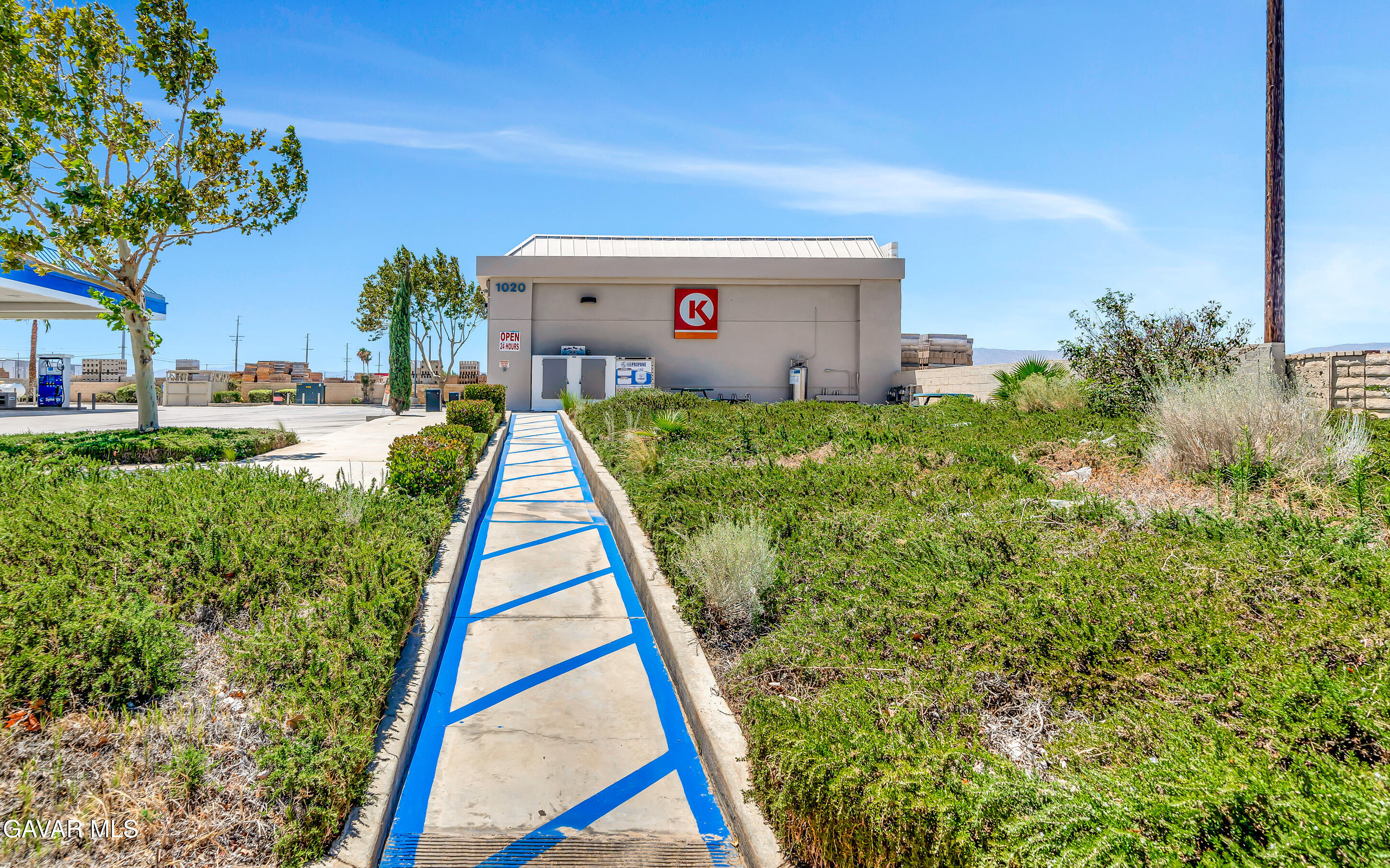 Lancaster, California 93534, United States, ,Commercial,Active,185924