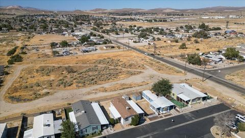 A home in Rosamond