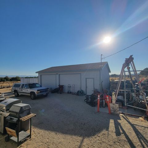 A home in Rosamond