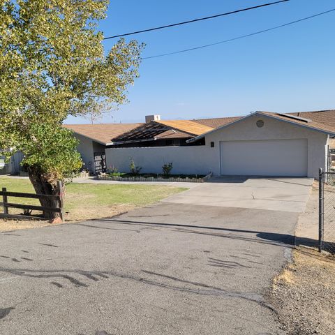 A home in Rosamond