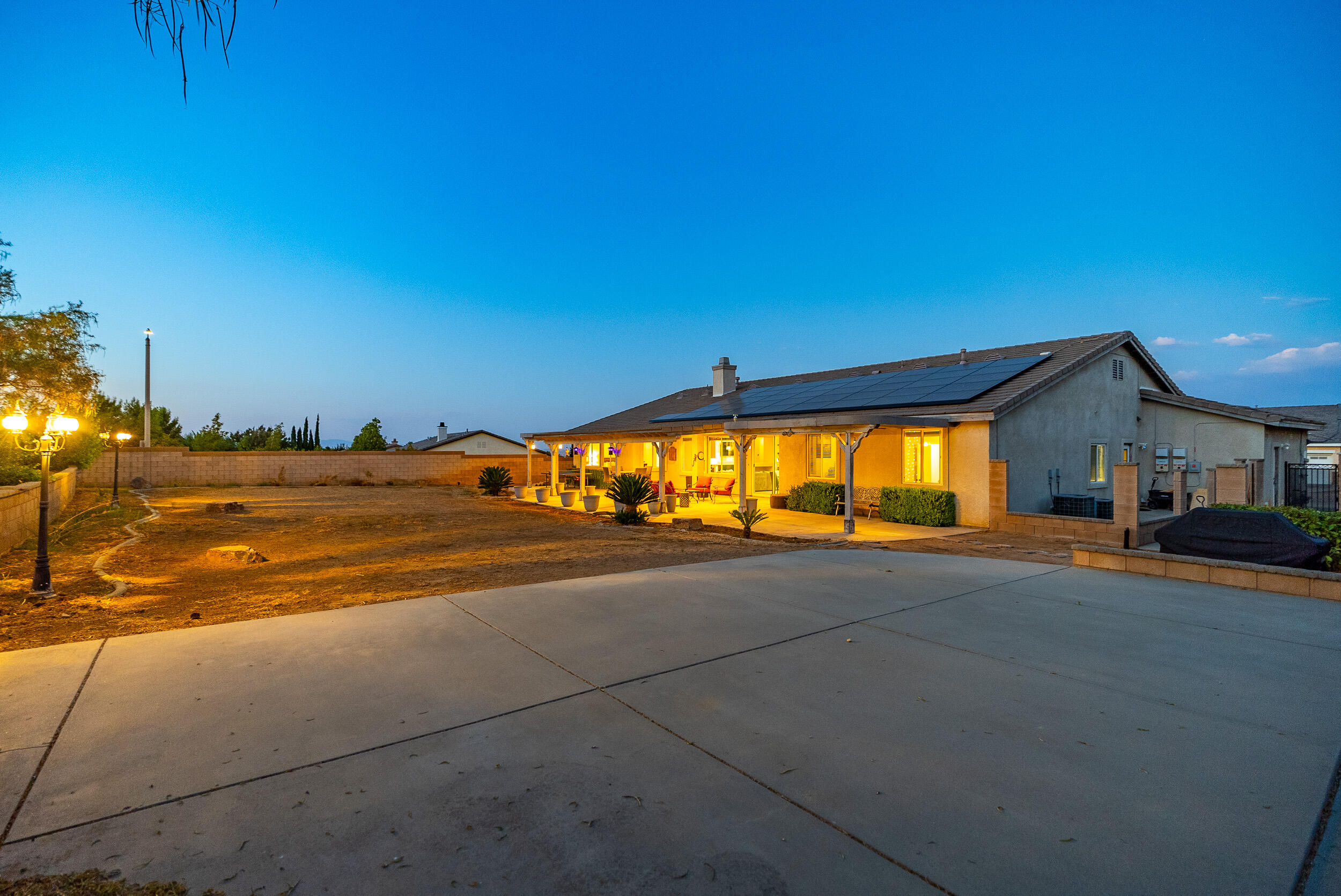 Palmdale, California 93551, United States, 5 Bedrooms Bedrooms, ,3 BathroomsBathrooms,Residential,Pending,39127