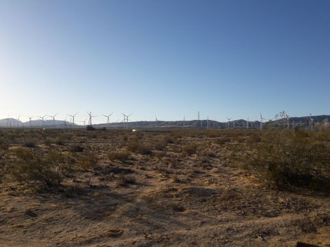 A home in Mojave