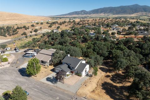 A home in Tehachapi