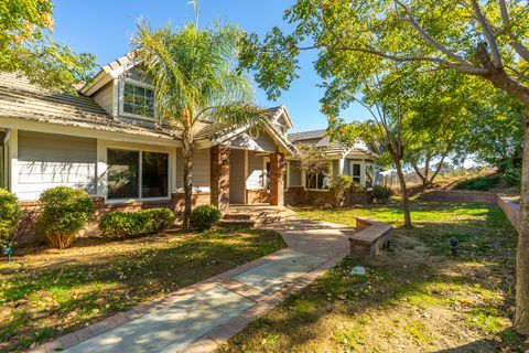 A home in Leona Valley