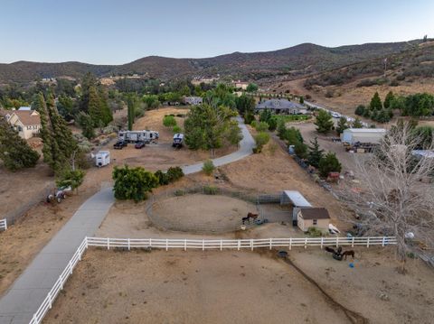 A home in Leona Valley