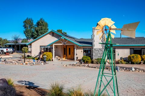 A home in Agua Dulce