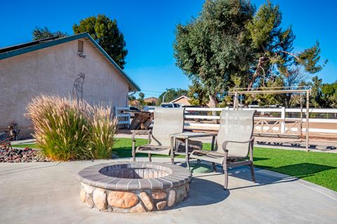 A home in Agua Dulce