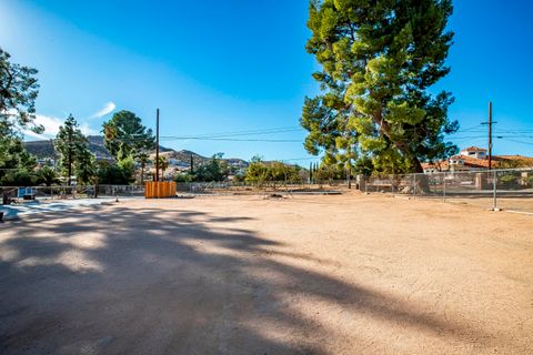 A home in Agua Dulce