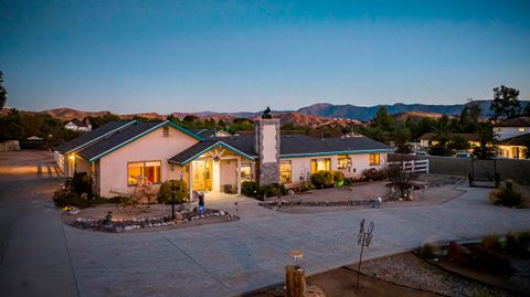 A home in Agua Dulce