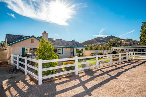 A home in Agua Dulce