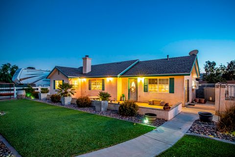 A home in Agua Dulce