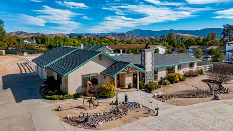 A home in Agua Dulce