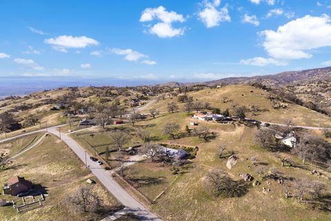 A home in Tehachapi