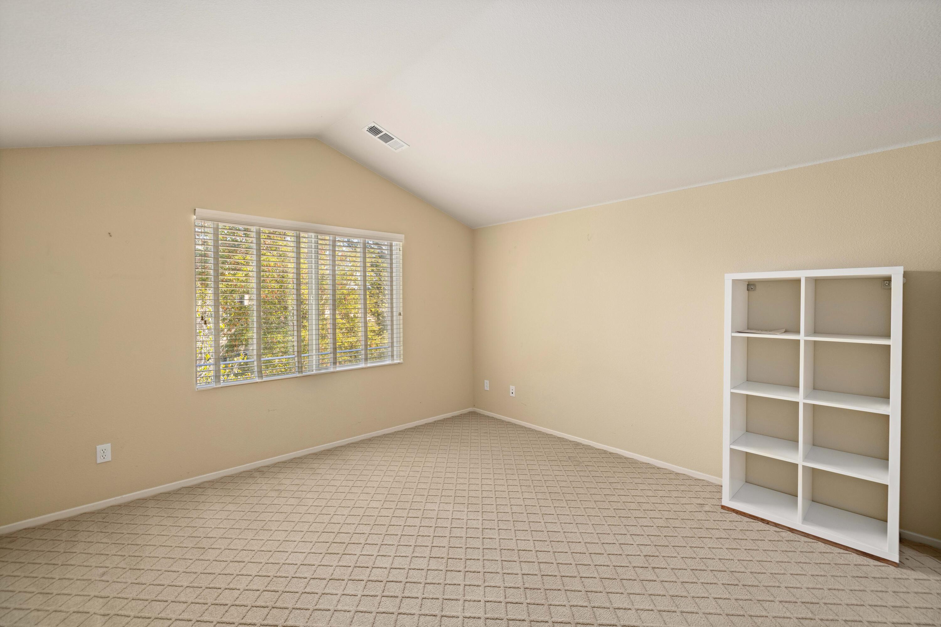 Lancaster, California 93536, United States, 4 Bedrooms Bedrooms, ,3 BathroomsBathrooms,Residential,Pending,37461