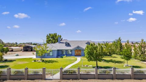 A home in Rosamond