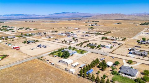 A home in Rosamond