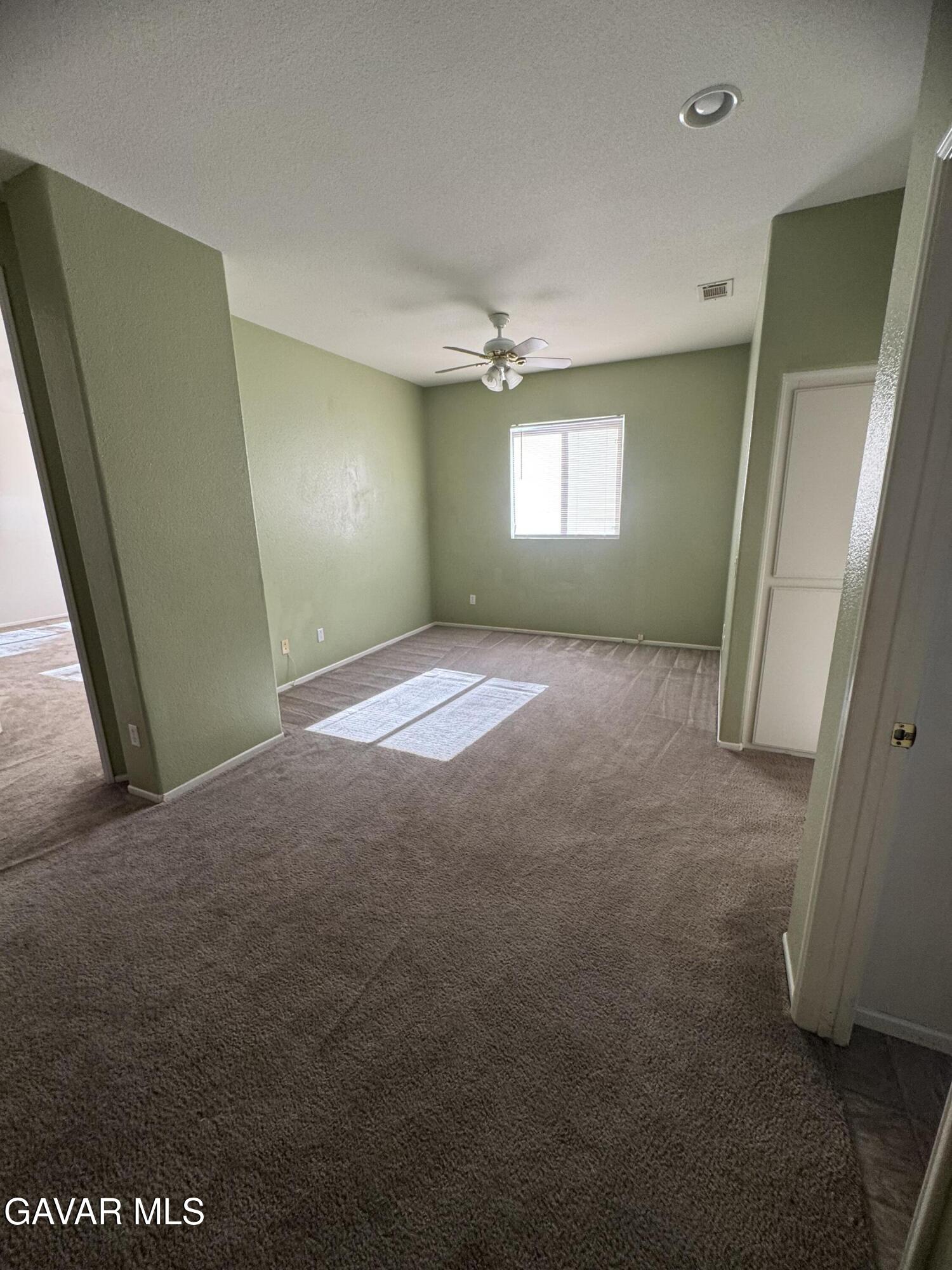 Palmdale, California 93551, United States, 4 Bedrooms Bedrooms, ,3 BathroomsBathrooms,Residential,Active,152001