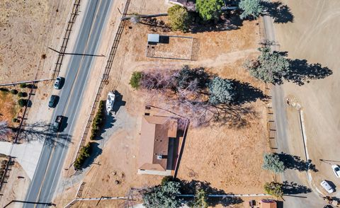 A home in Leona Valley