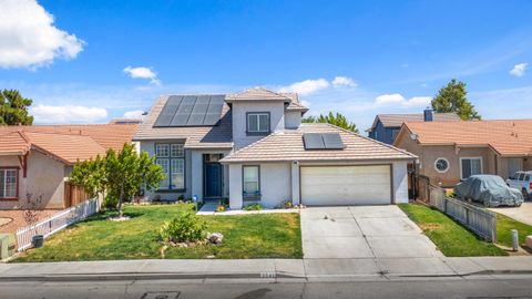 Single Family Residence in Rosamond CA 2541 Summerchase Avenue.jpg