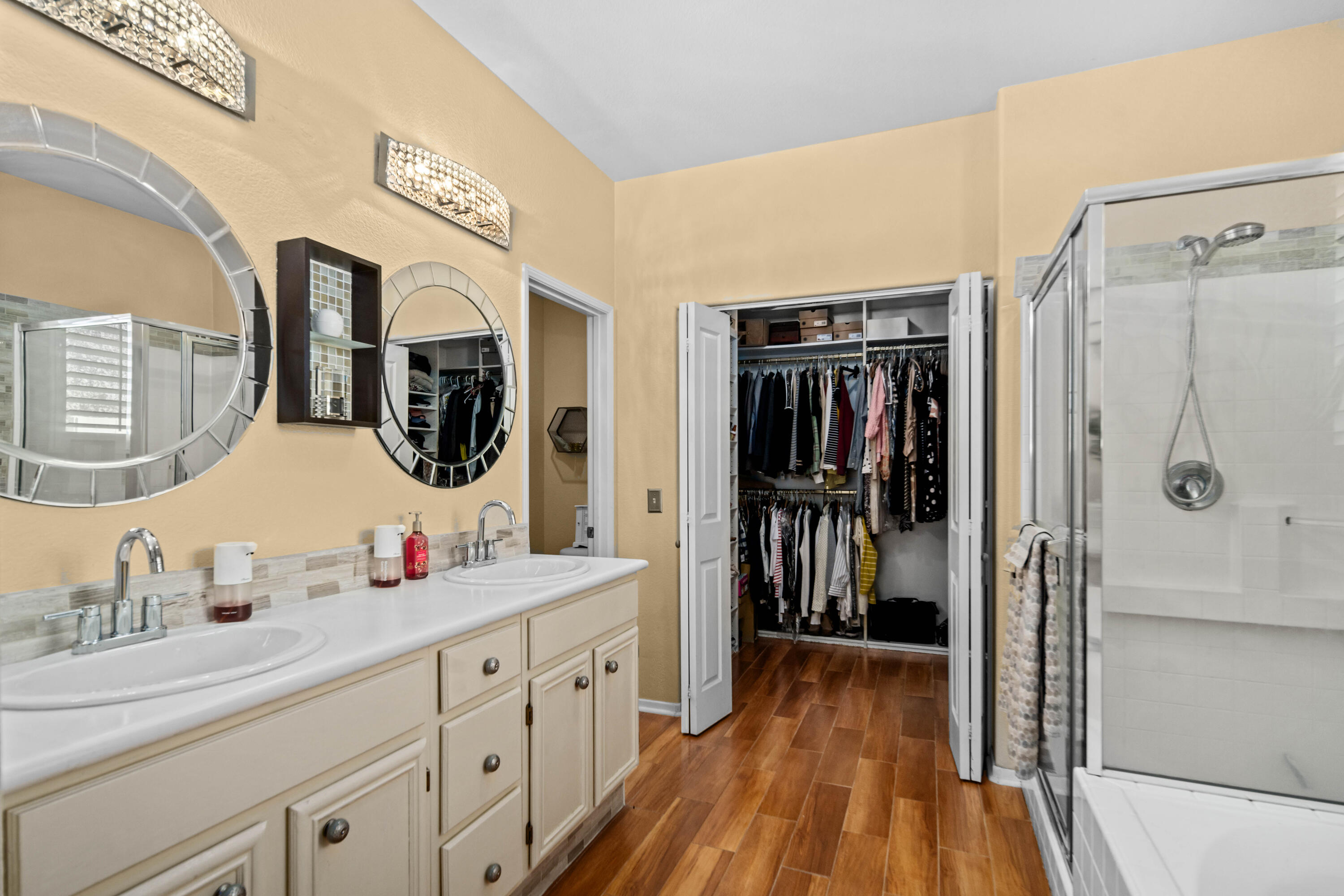 Palmdale, California 93551, United States, 4 Bedrooms Bedrooms, ,2 BathroomsBathrooms,Residential,Active,26512