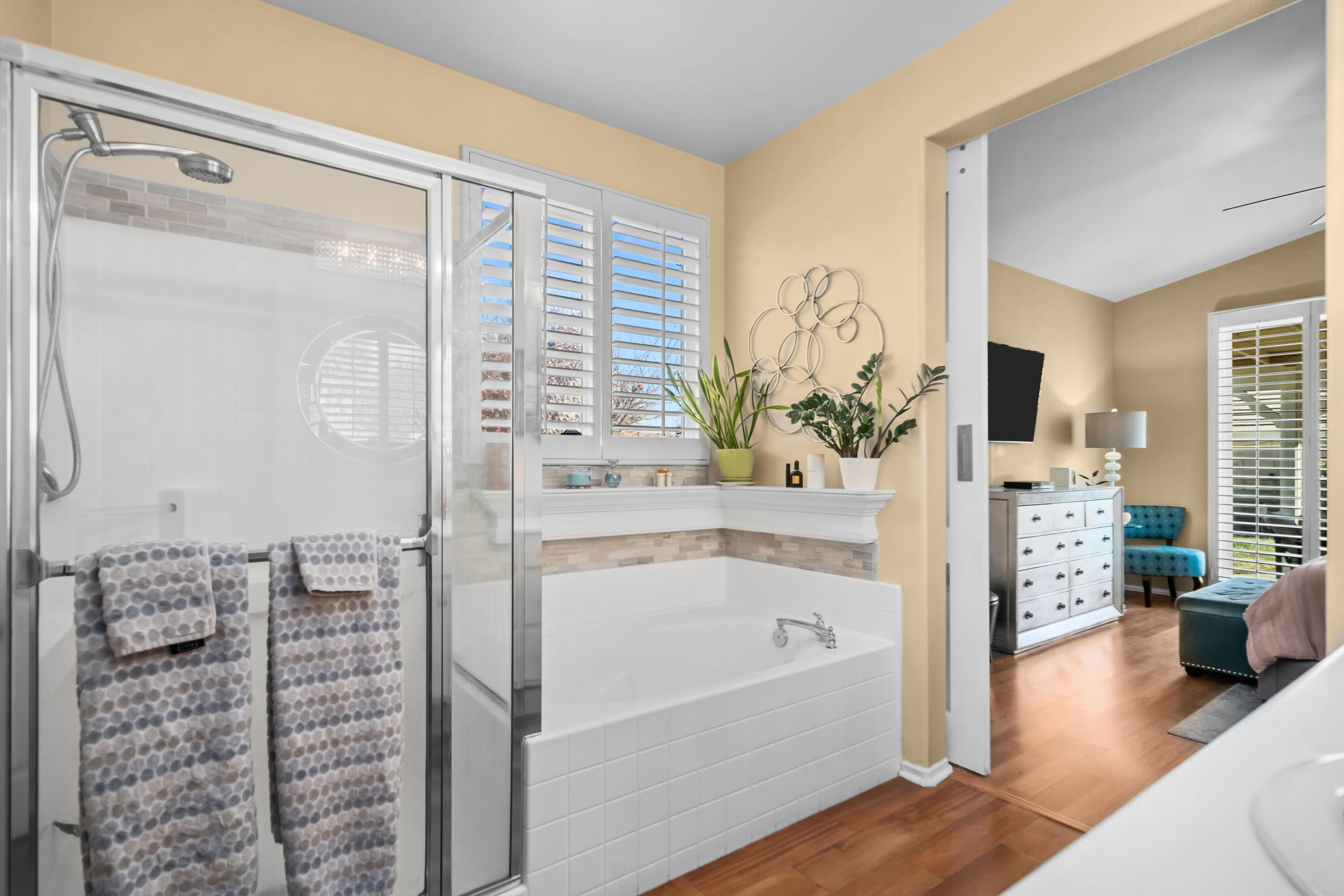 Palmdale, California 93551, United States, 4 Bedrooms Bedrooms, ,2 BathroomsBathrooms,Residential,Active,26512