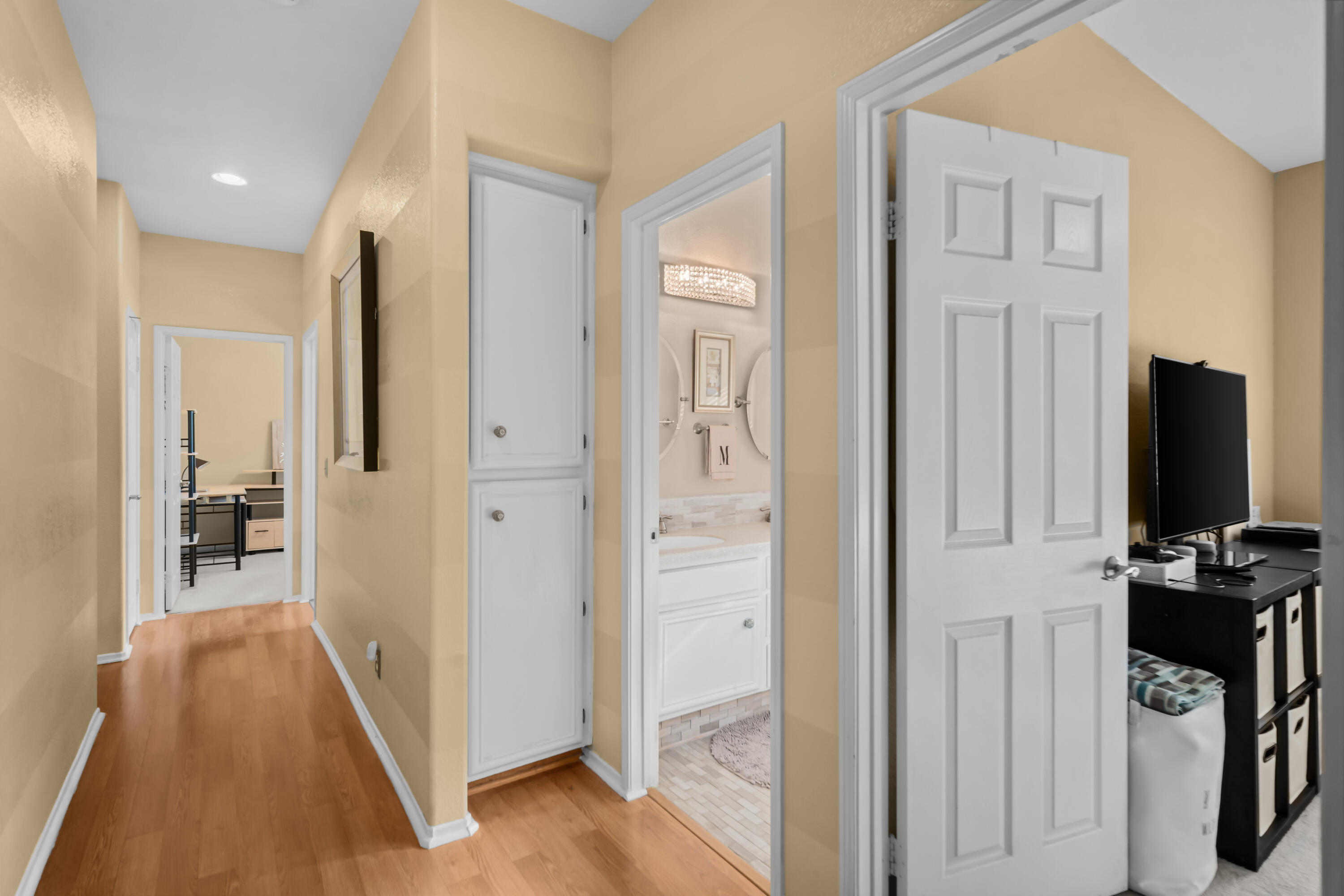 Palmdale, California 93551, United States, 4 Bedrooms Bedrooms, ,2 BathroomsBathrooms,Residential,Active,26512