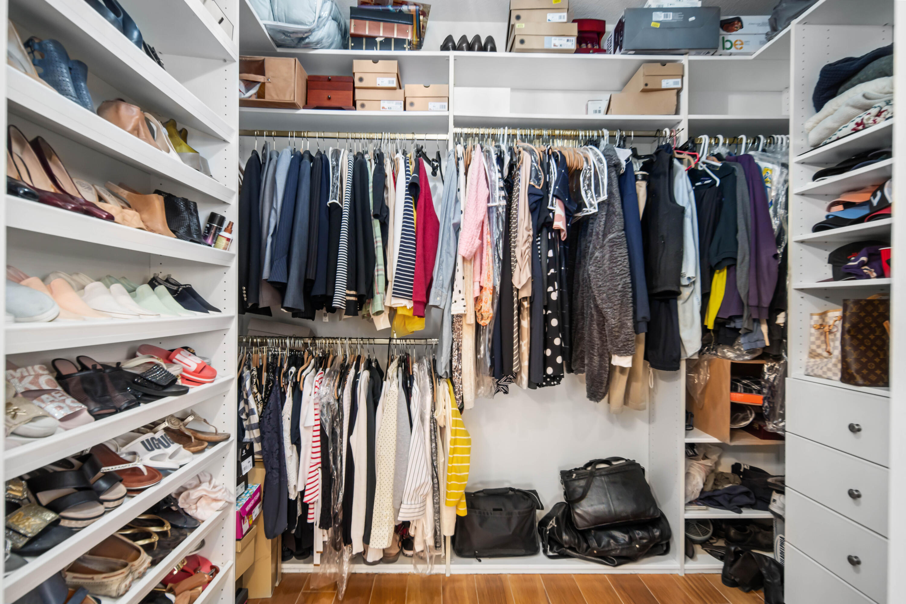 Palmdale, California 93551, United States, 4 Bedrooms Bedrooms, ,2 BathroomsBathrooms,Residential,Active,26512