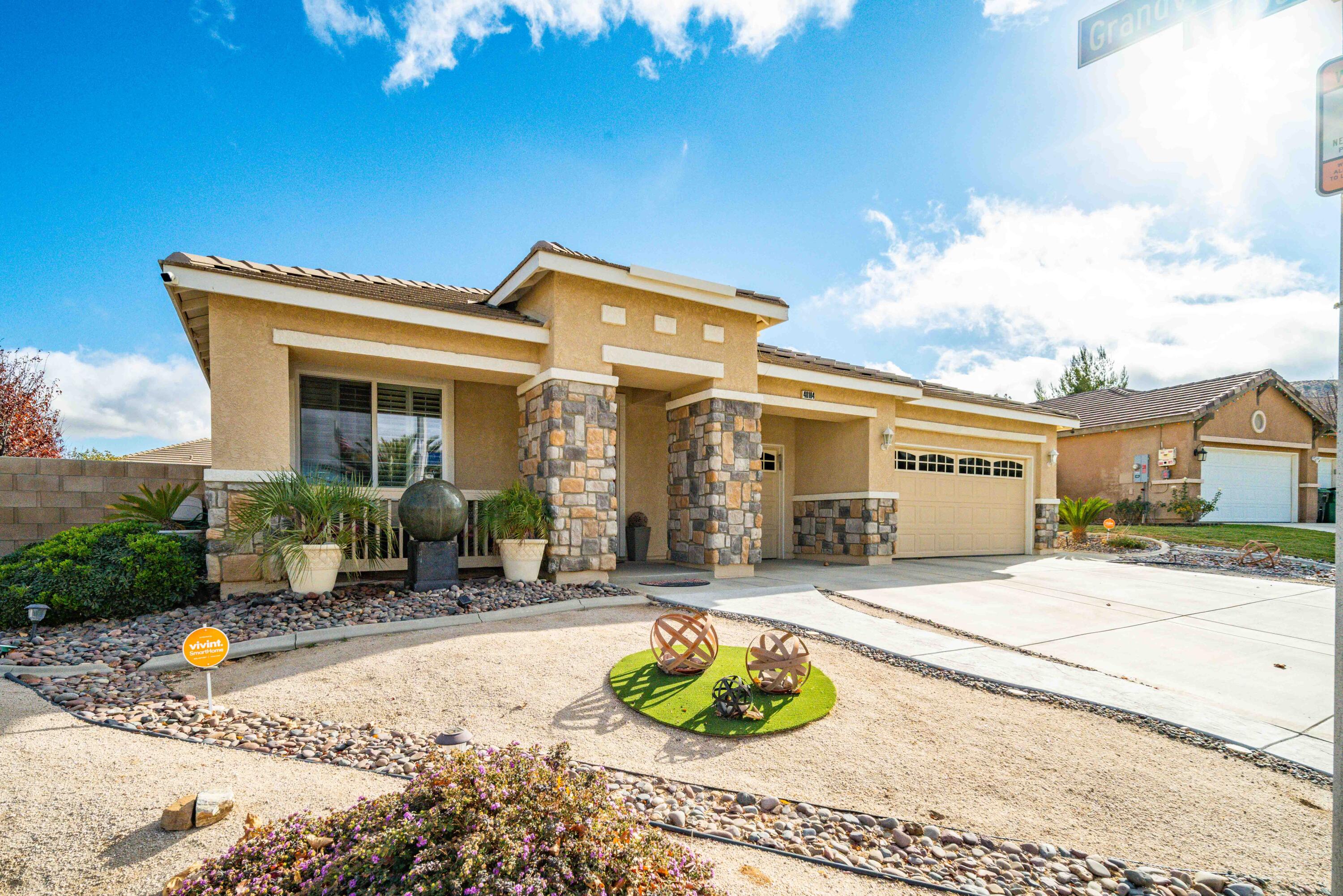 Palmdale, California 93551, United States, 4 Bedrooms Bedrooms, ,2 BathroomsBathrooms,Residential,Active,26512