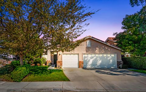 A home in Santa Clarita