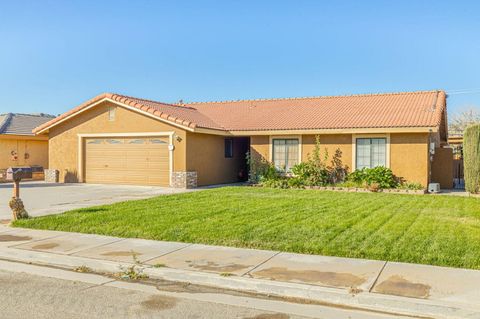 A home in Rosamond