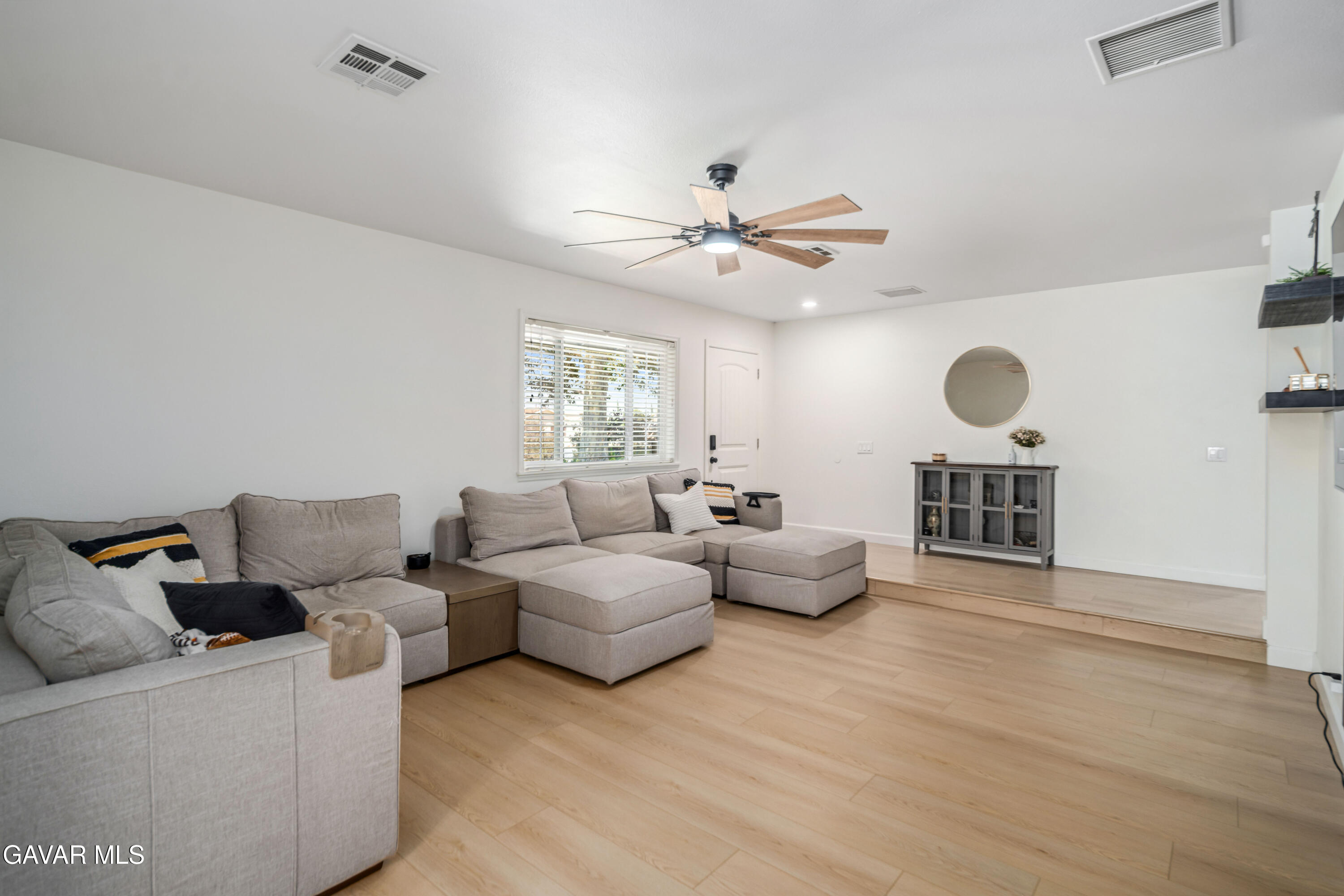 Lancaster, California 93536, United States, 4 Bedrooms Bedrooms, ,2 BathroomsBathrooms,Residential,Active,201320