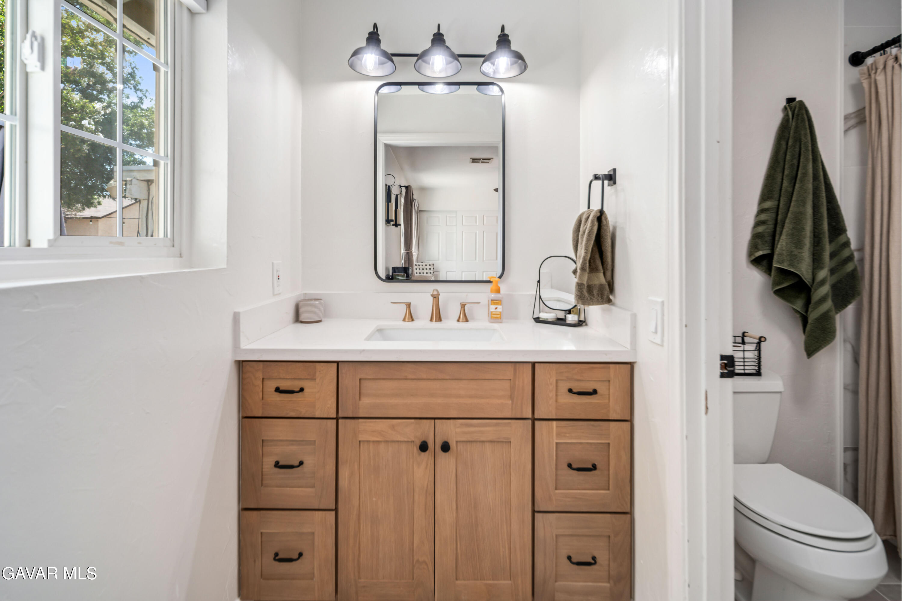 Lancaster, California 93536, United States, 4 Bedrooms Bedrooms, ,2 BathroomsBathrooms,Residential,Active,201320