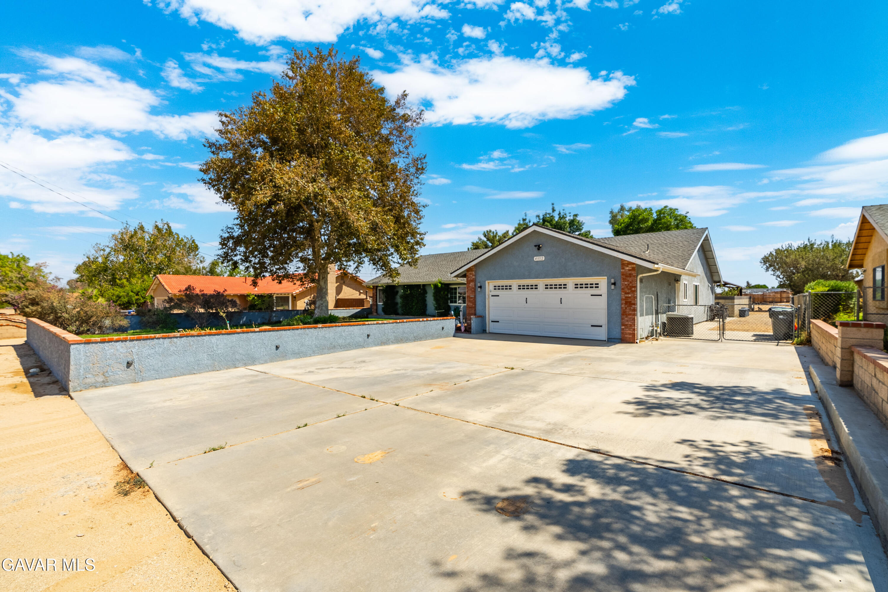 Lancaster, California 93536, United States, 4 Bedrooms Bedrooms, ,2 BathroomsBathrooms,Residential,Active,201320