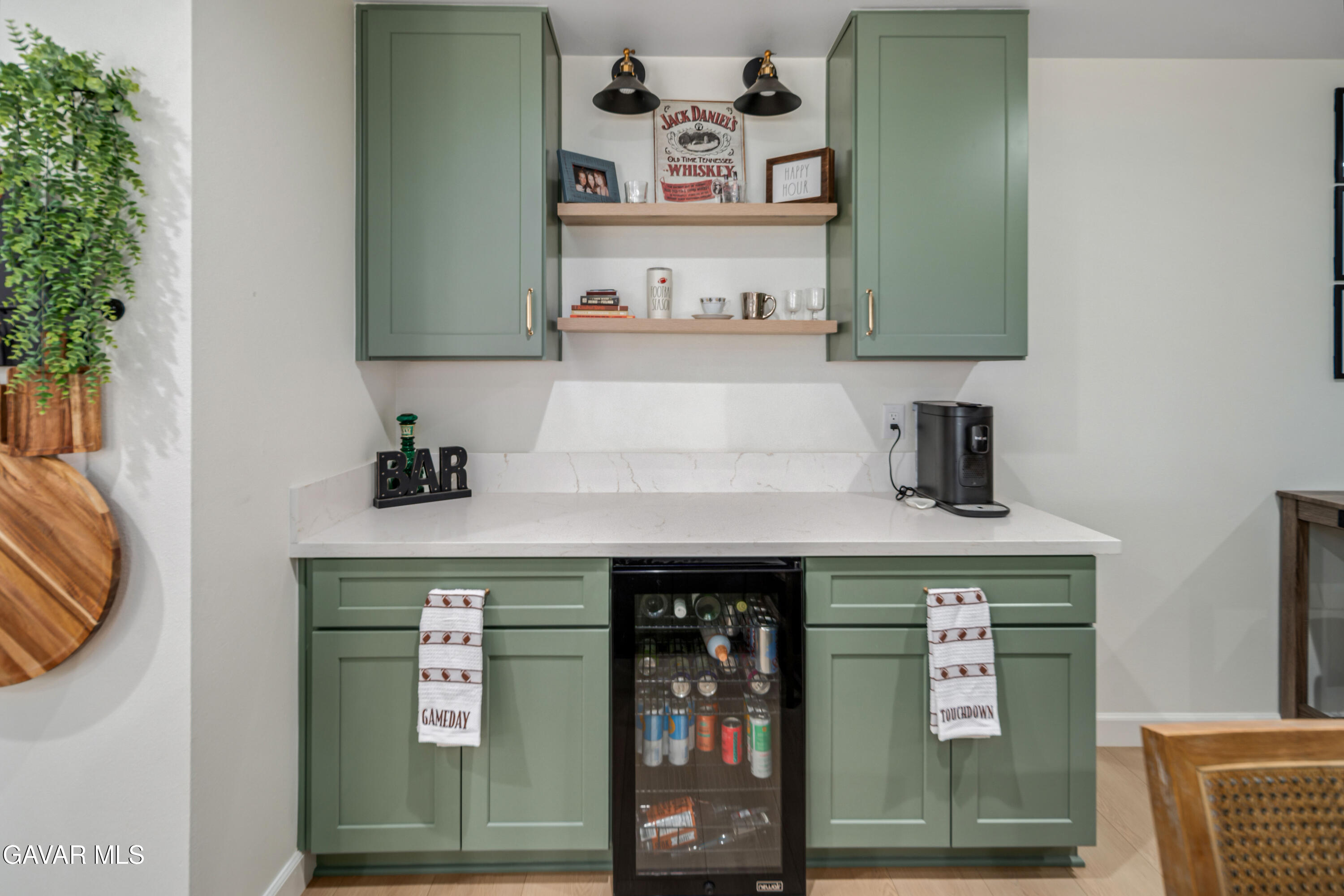 Lancaster, California 93536, United States, 4 Bedrooms Bedrooms, ,2 BathroomsBathrooms,Residential,Active,201320