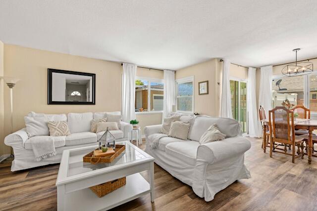 Lancaster, California 93534, United States, 3 Bedrooms Bedrooms, ,2 BathroomsBathrooms,Residential,Pending,120202