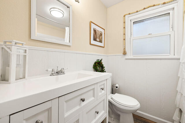 Lancaster, California 93534, United States, 3 Bedrooms Bedrooms, ,2 BathroomsBathrooms,Residential,Pending,120202