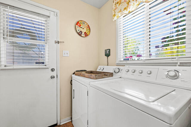 Lancaster, California 93534, United States, 3 Bedrooms Bedrooms, ,2 BathroomsBathrooms,Residential,Pending,120202