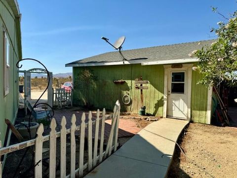 A home in Mojave