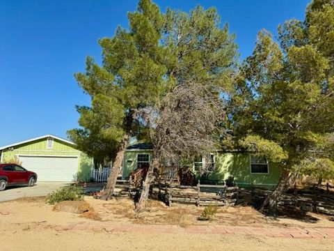 A home in Mojave