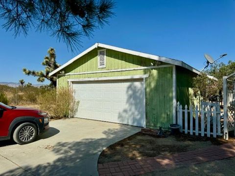 A home in Mojave