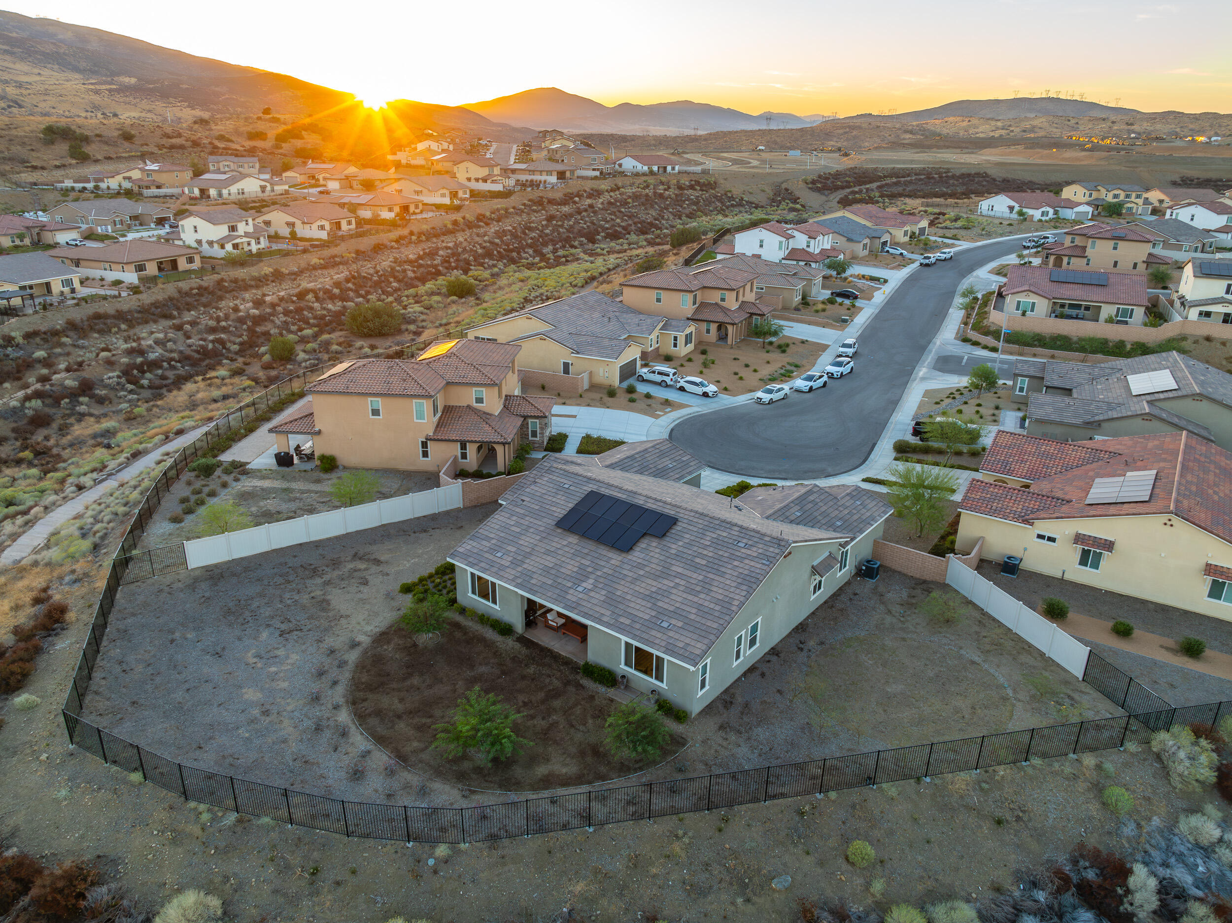 Palmdale, California 93551, United States, 4 Bedrooms Bedrooms, ,3 BathroomsBathrooms,Residential,Active,39514