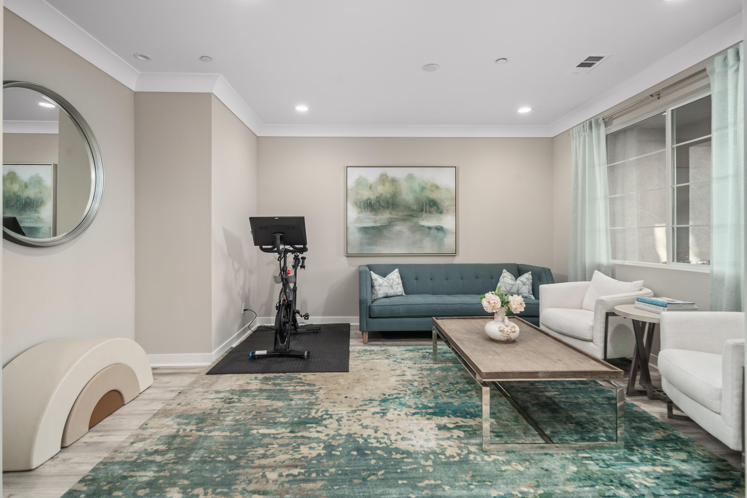 Palmdale, California 93551, United States, 4 Bedrooms Bedrooms, ,3 BathroomsBathrooms,Residential,Active,39514