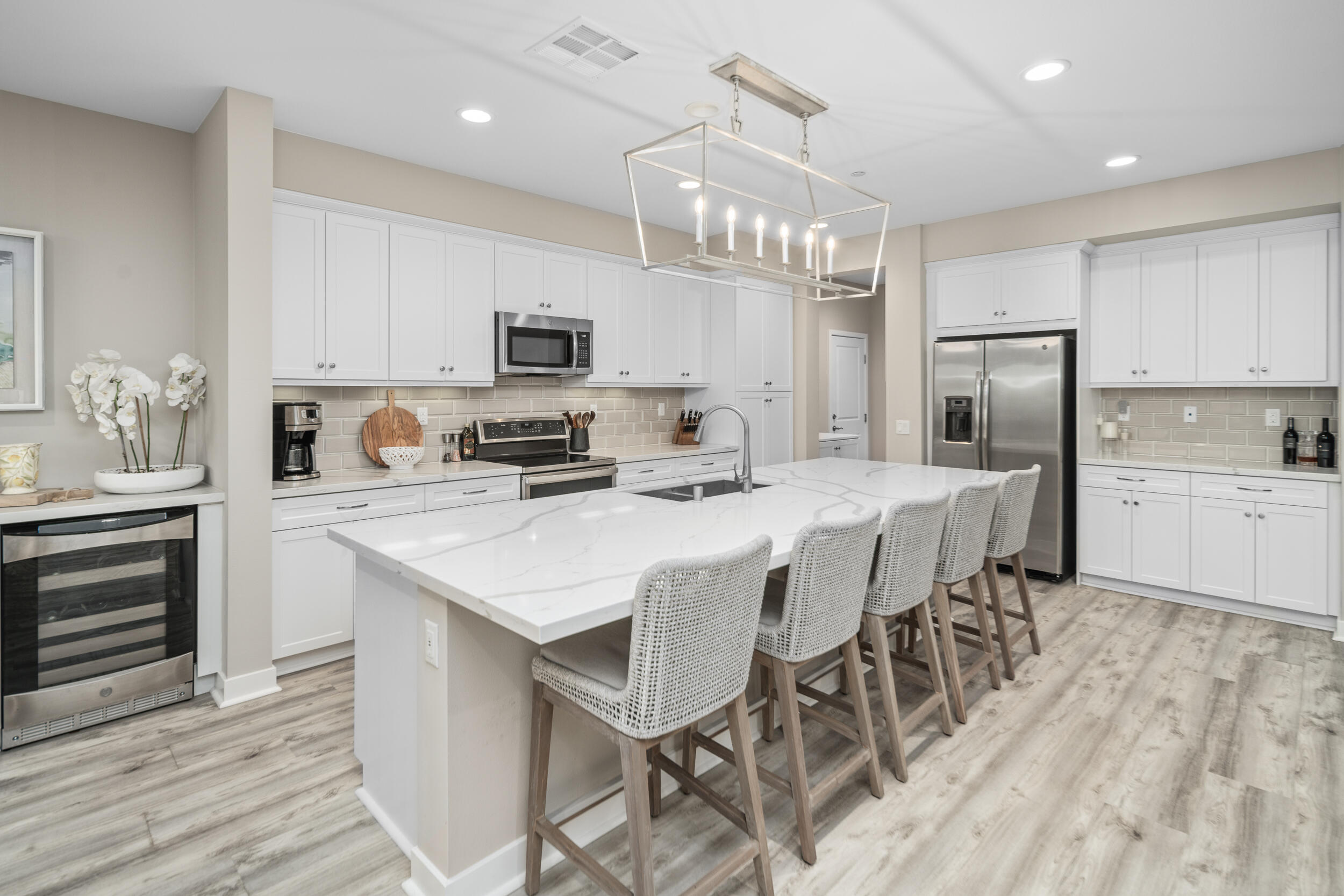 Palmdale, California 93551, United States, 4 Bedrooms Bedrooms, ,3 BathroomsBathrooms,Residential,Active,39514