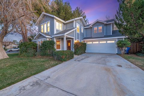 A home in Quartz Hill